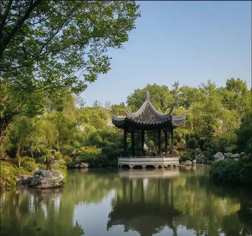 什邡向雪餐饮有限公司